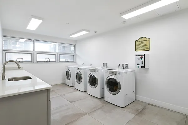 Rented by Modern Spaces | media 8