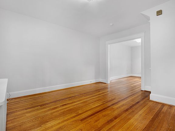 2416 Perry ST NE-2_05192023