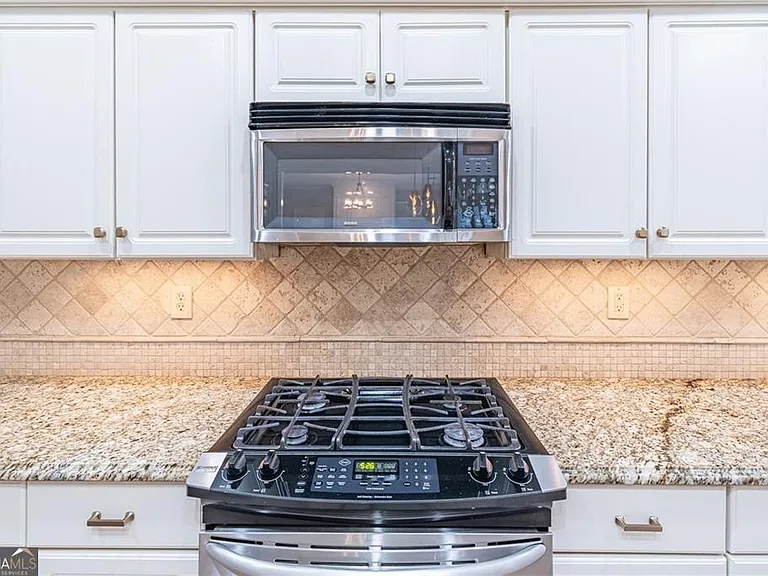 5491 Oxford Chase Way — Photo 23