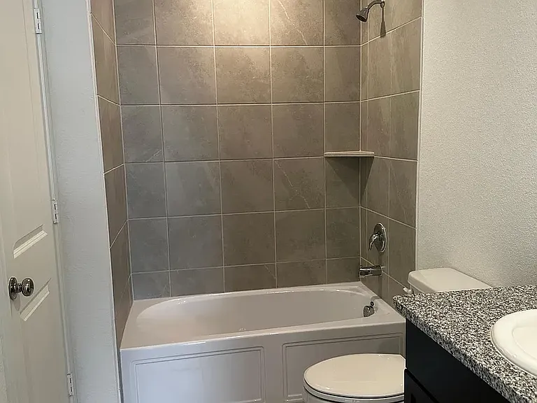 6008 Sumlin Way — Photo 3