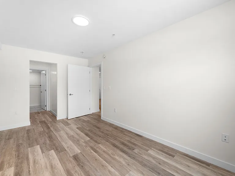 72 Primrose St #201 — Photo 26