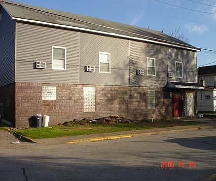 154 Ash St