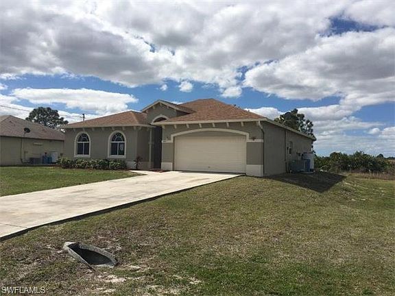 2nd image of 302 Perlita Ave