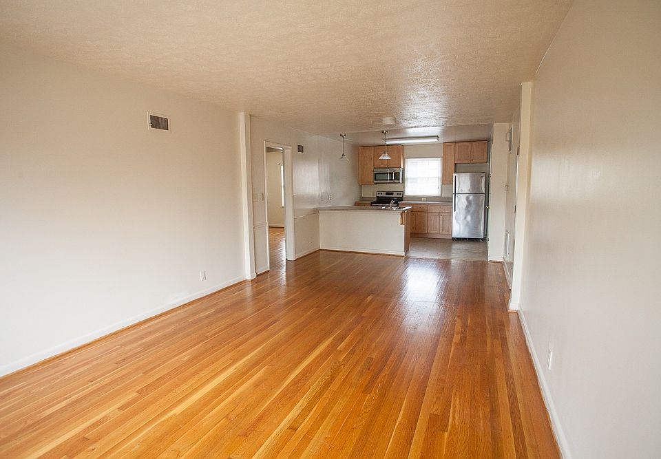 955 Donaghe St APT 4, Staunton, VA 24401 Zillow