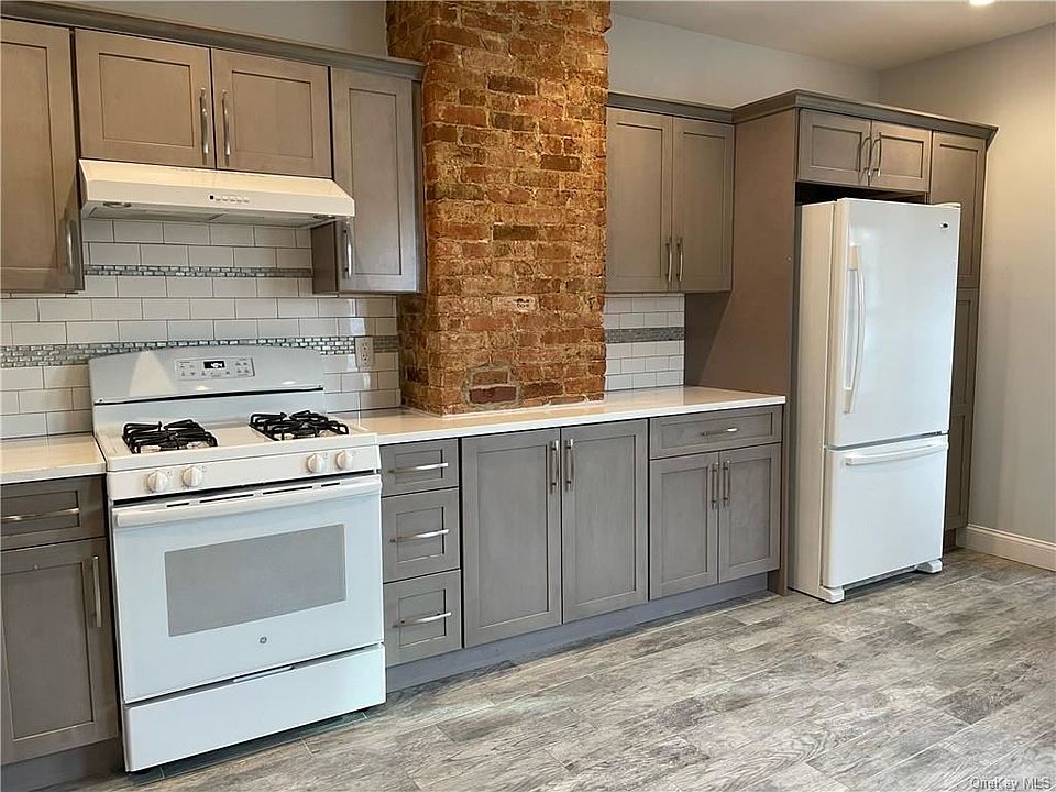 1st image of 256 Mamaroneck Ave Floor 3