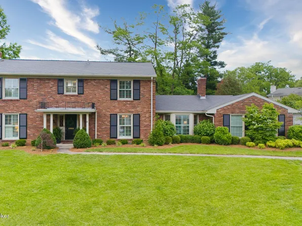 3005 Lightheart Rd, Glenview Hills, KY 40222