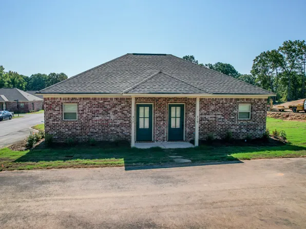 311 Silent Pine Dr, Oxford, MS 38655