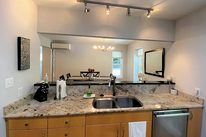 675 Powell St #4 — Photo 7