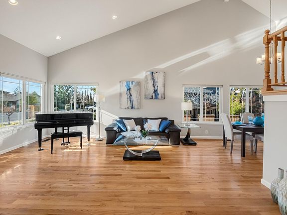 5th image of 6964 Grandwood Way