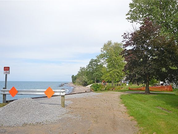 5th image of 6814 Beach Dr