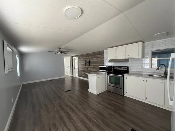 8804 Byron Dr, Tampa, FL 33615
