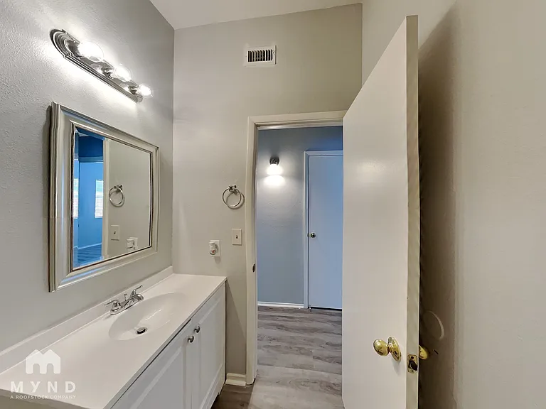 1221 S Christy Ln — Photo 14