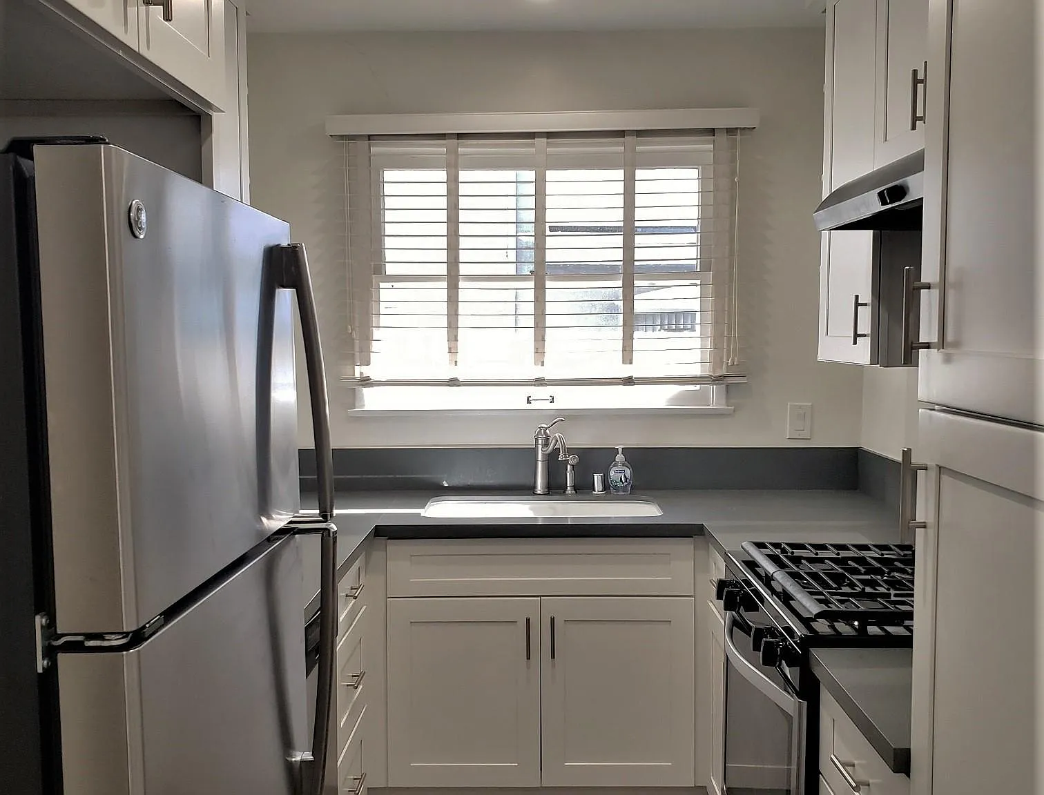 1 bed, 700 sqft, $2,195 — Photo 4