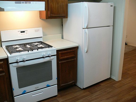 4th image of 110 Augusta Dr