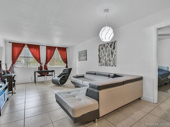 5th image of 8160 Geneva Way #110