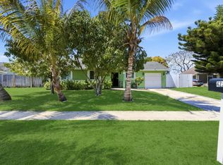 423 Foresta Terrace, West Palm Beach, FL 33415