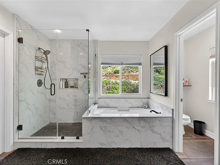 45136 Willowick St — Photo 32