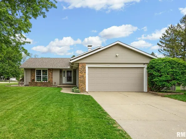 5039 W Woodfern Rd, Peoria, IL 61607