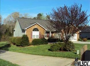 3308 Overbrook Dr, Conover, NC 28613