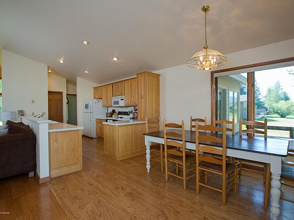 3rd image of 3065 S Bridle Dr
