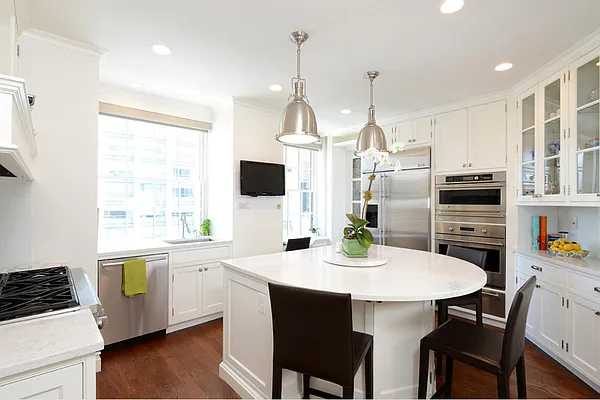 Sold by Stribling | media 12