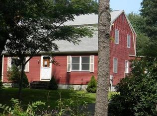 41 Oak St, Halifax, MA 02338