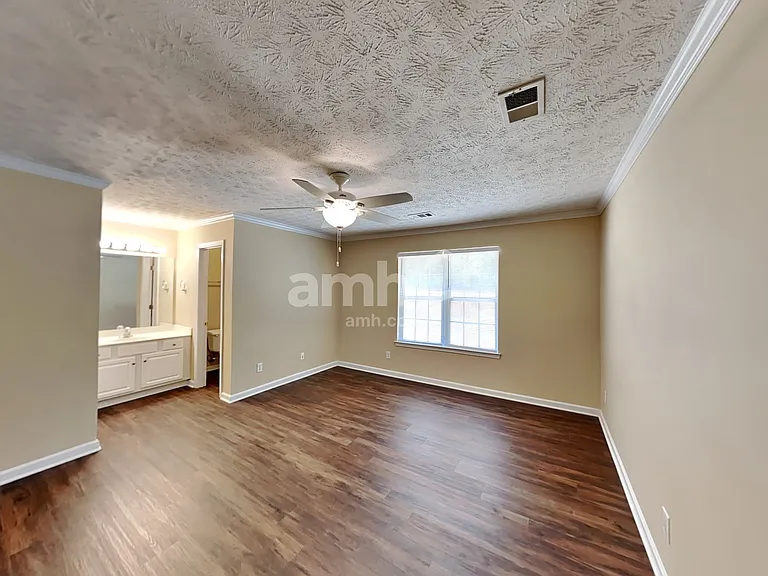 4160 Lenox Park Dr — Photo 11