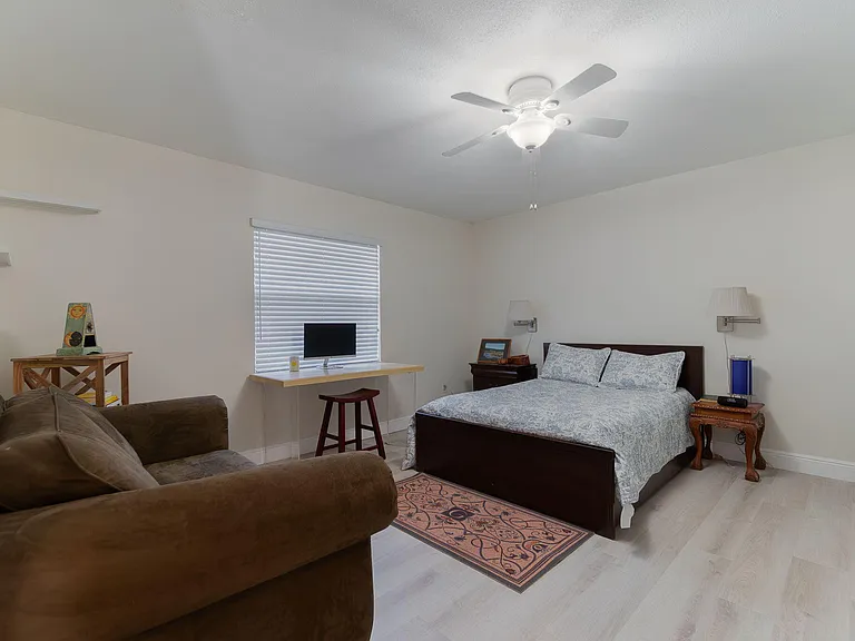 1073 Goldenrod Rd — Photo 22