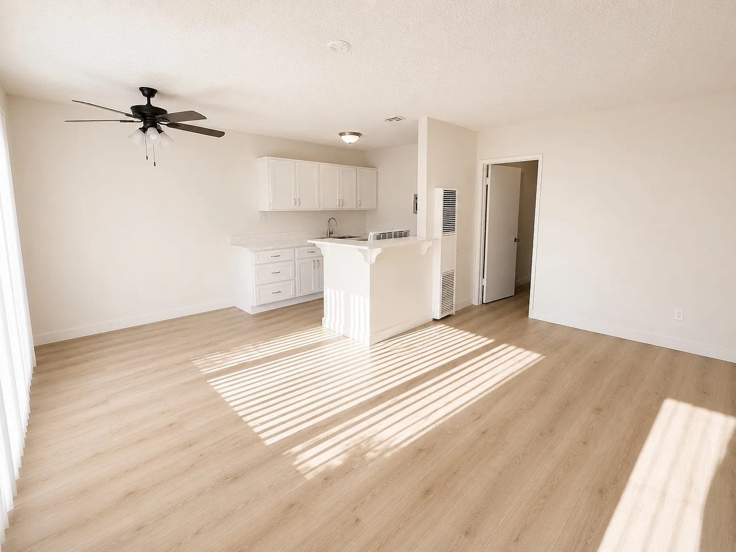 1 bed, $2,095 — Photo 2