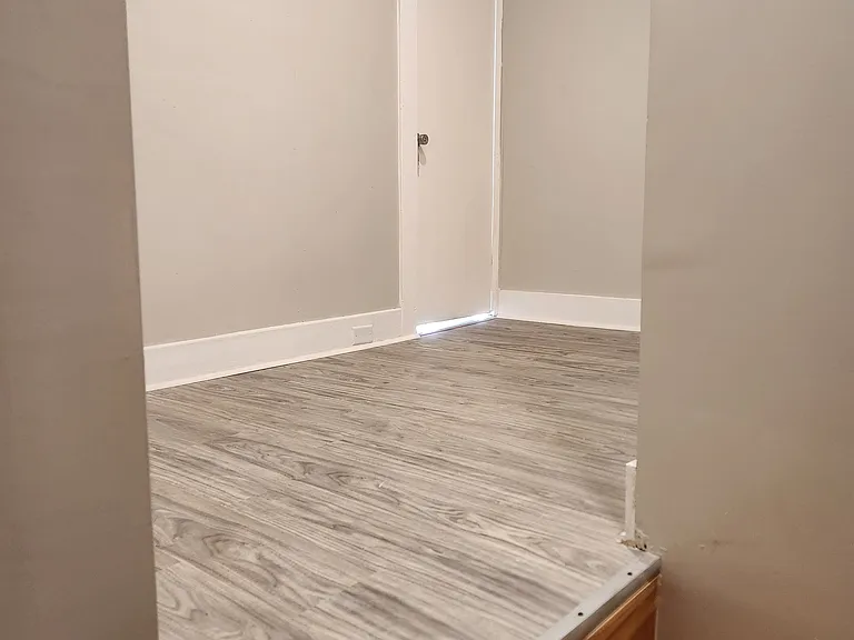 1103 Mifflin St #4 — Photo 12