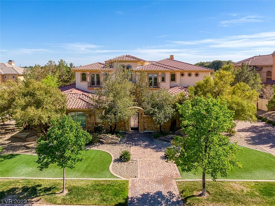 1st image of 9721 Winter Palace Dr