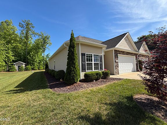 3rd image of 1123 Lake Michael Way