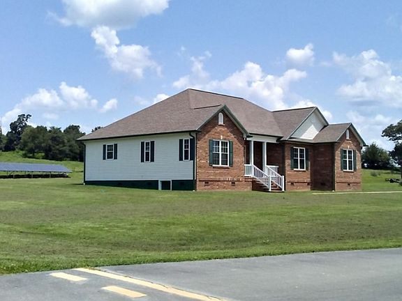 2nd image of 291 Skyway Dr