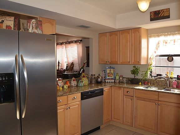 2nd image of 6717 Leeward Isle Way