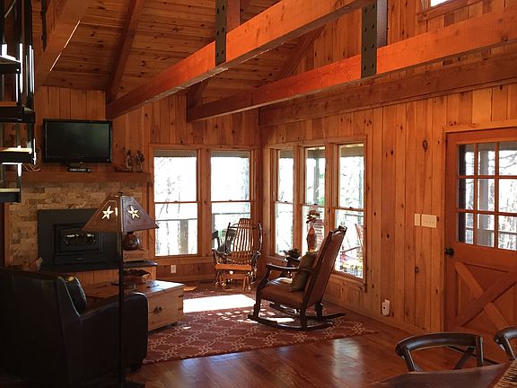 4th image of 277 Baldwin Dr