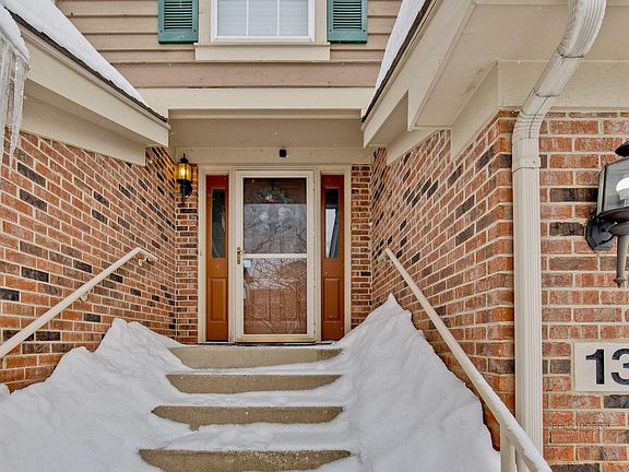 2nd image of 13 Wimbledon Ct
