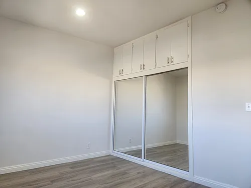 1147 S Serrano Ave #4 Photo 1