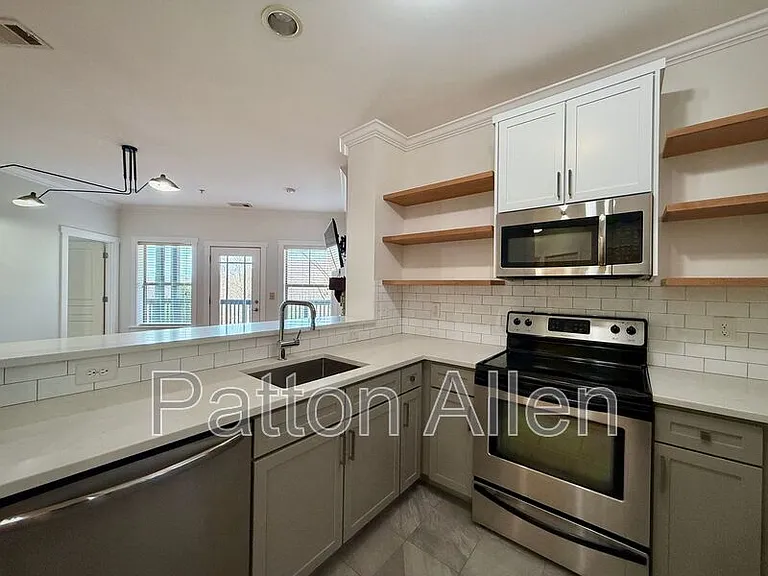 9 Kenilworth Knl #202 — Photo 9