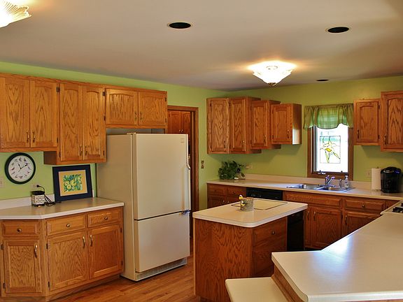 3rd image of 3385 W Nettle Creek Dr