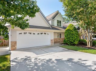 24 Beekeeper Trl, Swannanoa, NC 28778