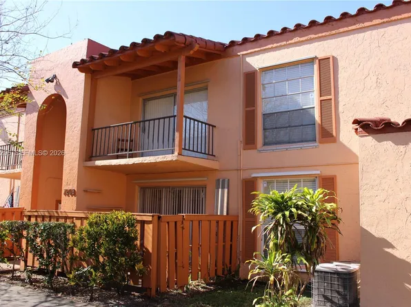 7208 Fairway Dr APT I8, Miami Lakes, FL 33014