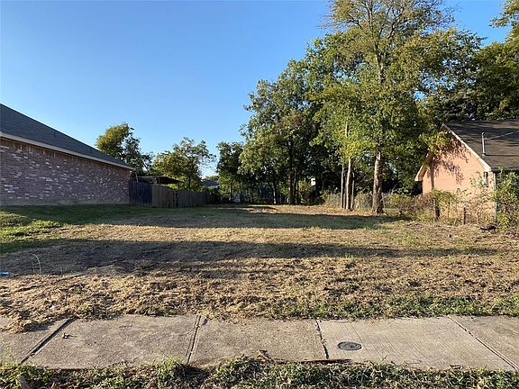 3rd image of 1507 Marfa Ave Lot 11