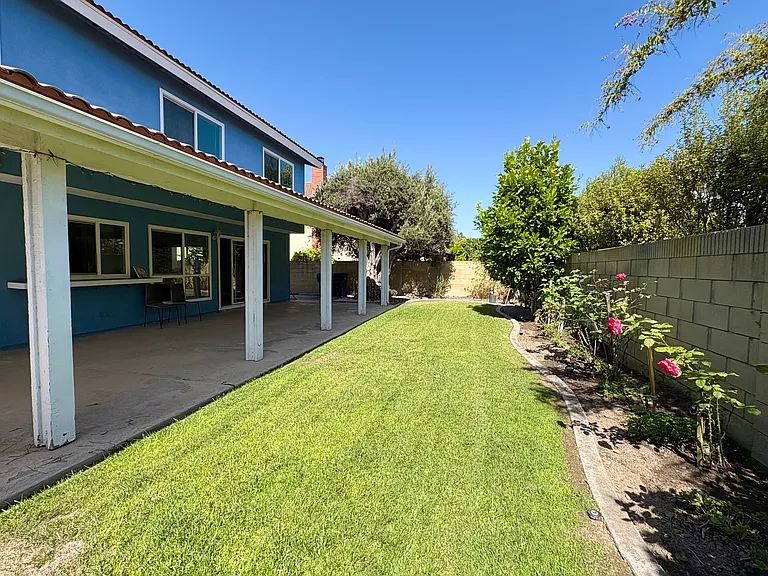 9256 Crocus Ave — Photo 29
