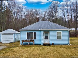 1465 Wadhams Rd, Smiths Creek, MI 48074