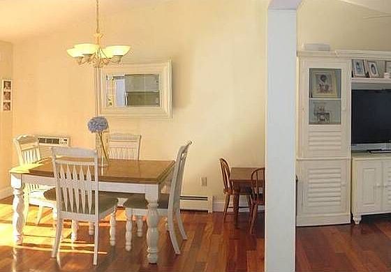 1st image of 465 Puritan Dr