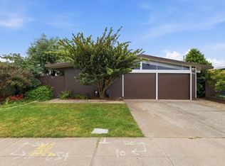 692 Edna Way, San Mateo, CA 94402