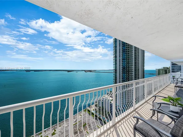1200 Brickell Bay Dr APT 3102, Miami, FL 33131