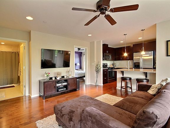 5th image of 5803 24th Ave NW #35