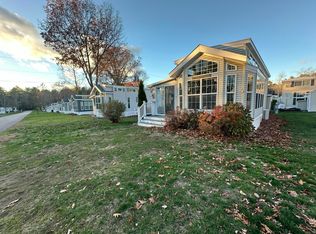 23 College Drive #121, Wells, ME 04090