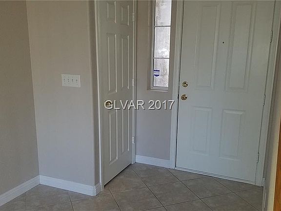 4th image of 10019 Capistrello Ave #0